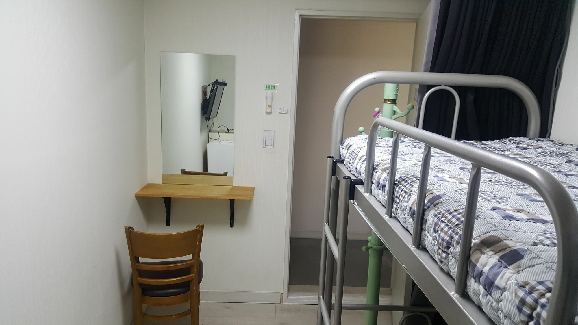 Embassy Guesthouse Itaewon Сеул Екстериор снимка